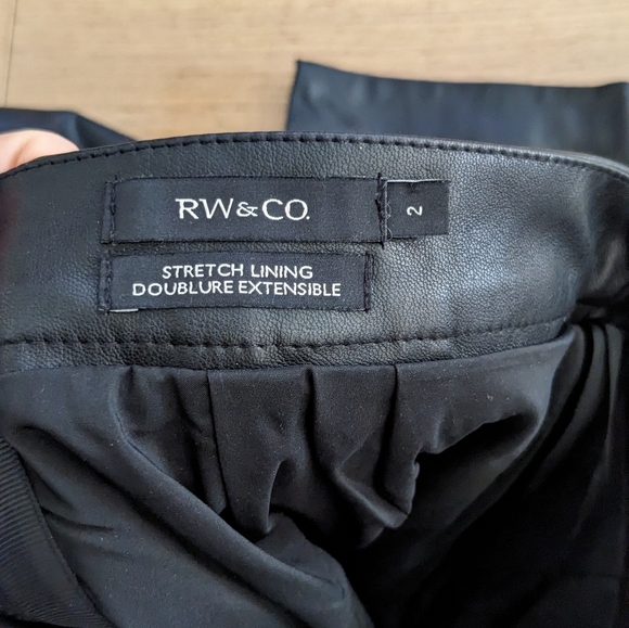 *Sale*RW&CO Faux Leather midi skirt. Size 2. - Picture 2 of 6